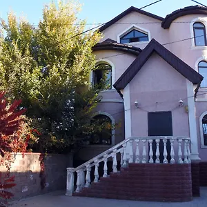 Backpackers Алматы